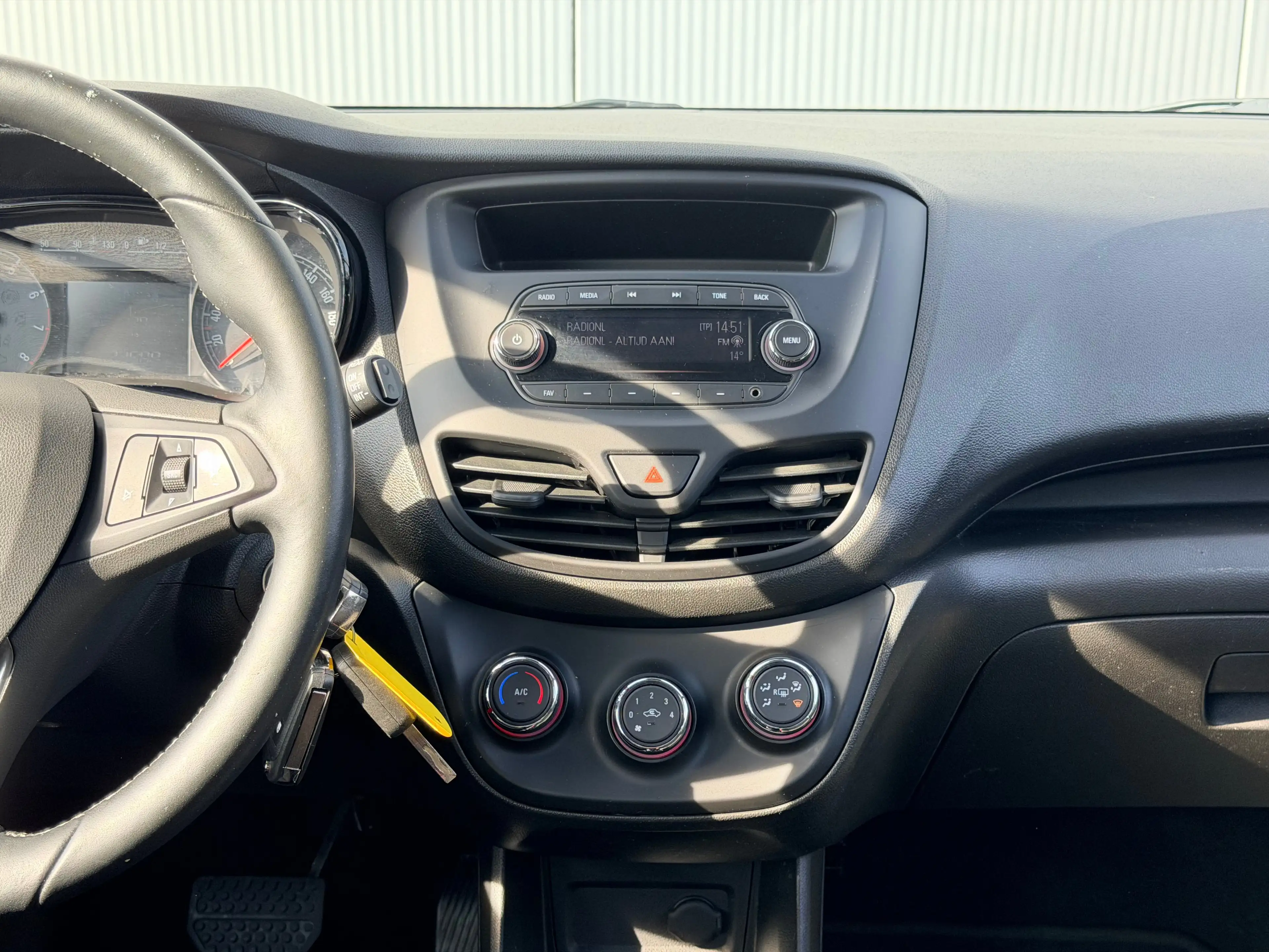 Opel Karl 1.0 ecoFLEX Edition / Automaat / Stoelverwarming / — photo 4