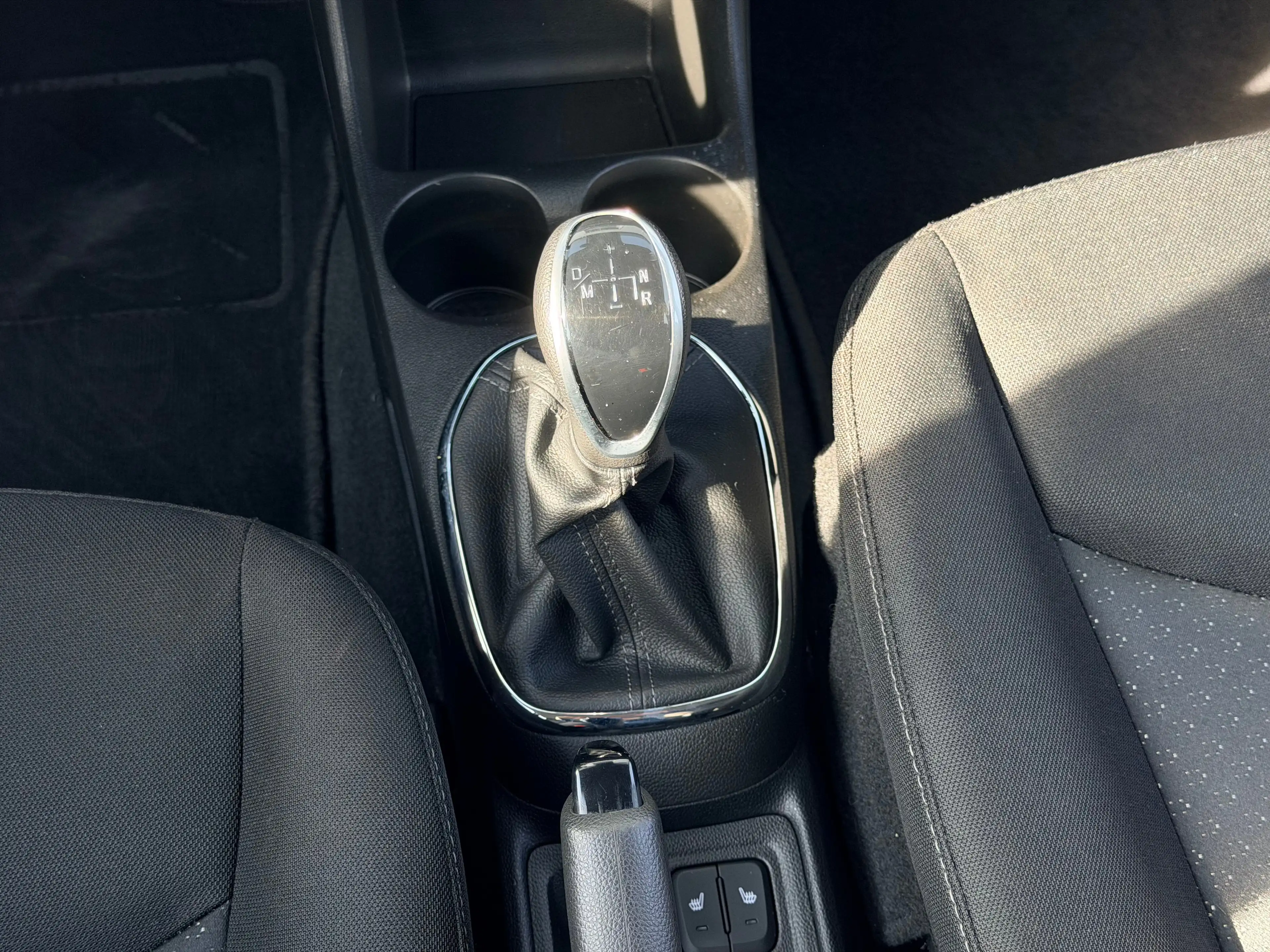 Opel Karl 1.0 ecoFLEX Edition / Automaat / Stoelverwarming / — photo 17