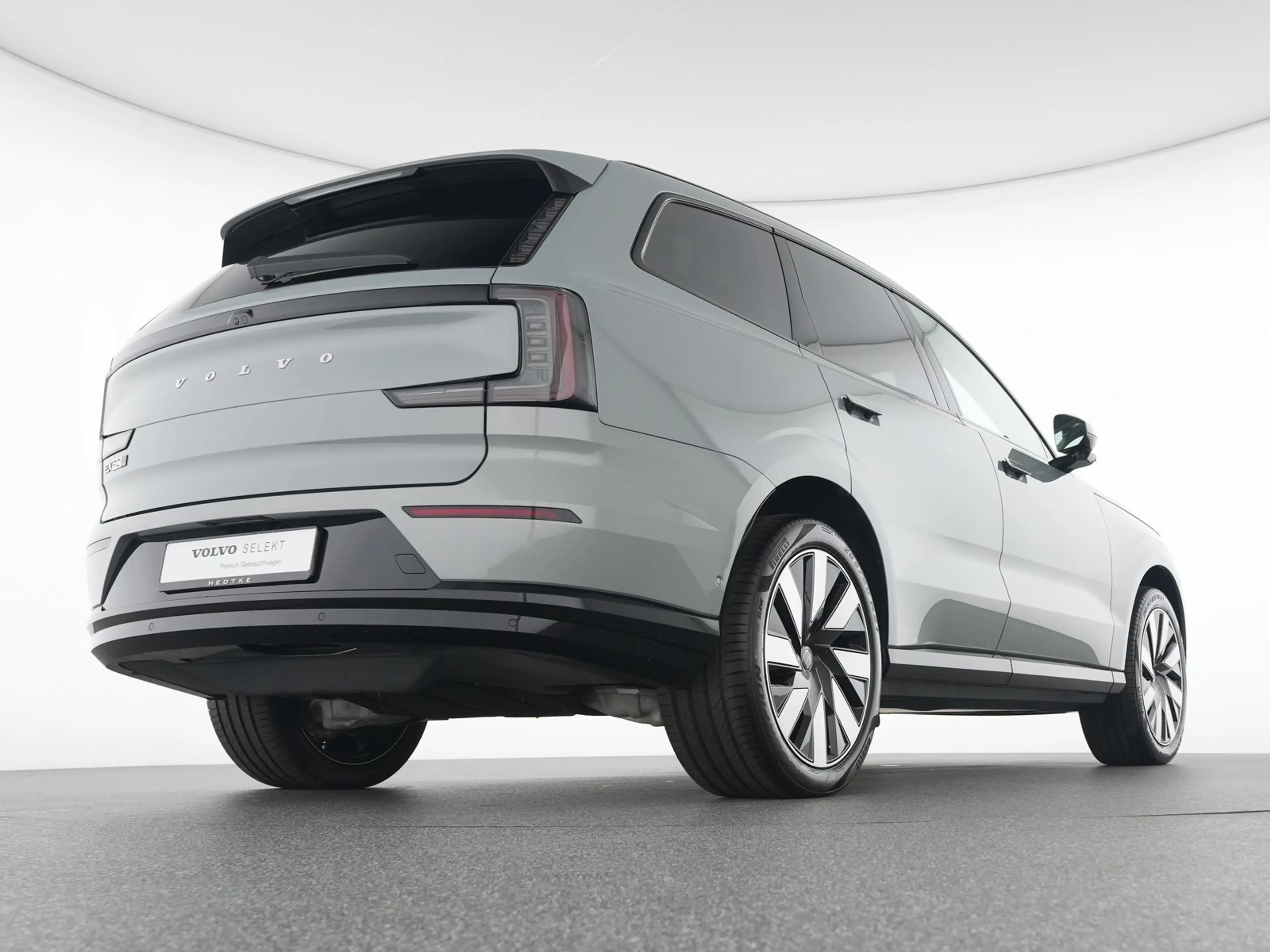 Volvo EX90 Twin Motor AWD Ultra 6-Sitzer*AHK*B&W-SOUND — photo 8