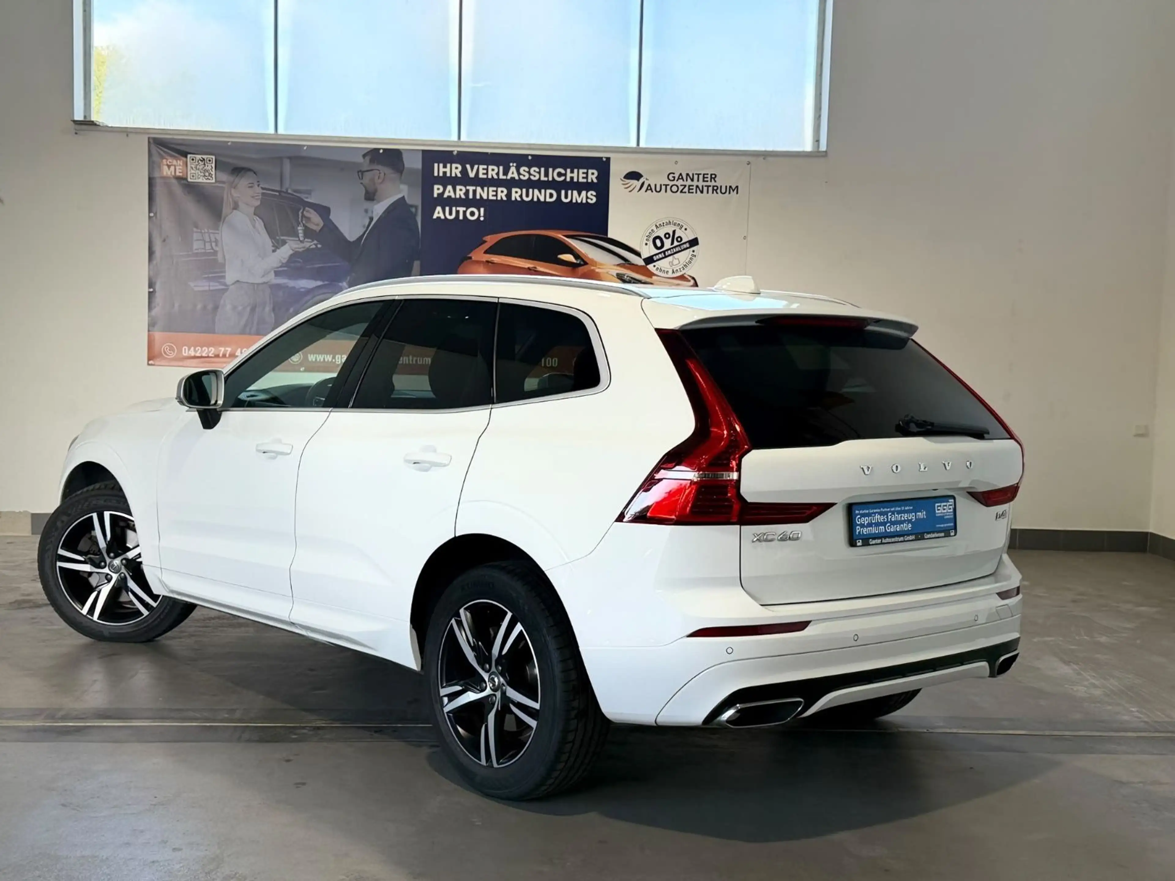 Volvo XC60 R Design AWD 2.0 AHK+NAVI+KAMERA — photo 6
