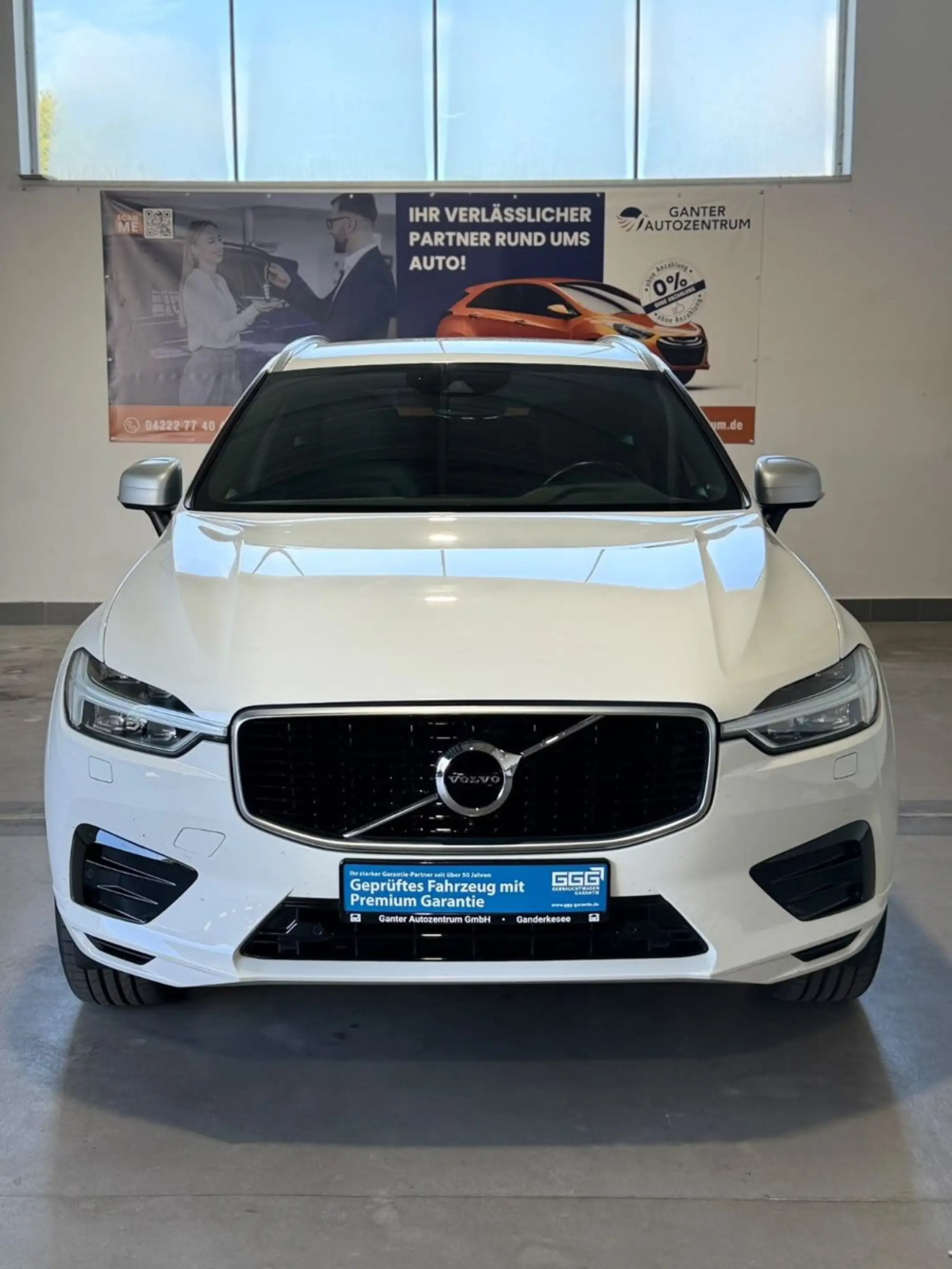 Volvo XC60 R Design AWD 2.0 AHK+NAVI+KAMERA — photo 5