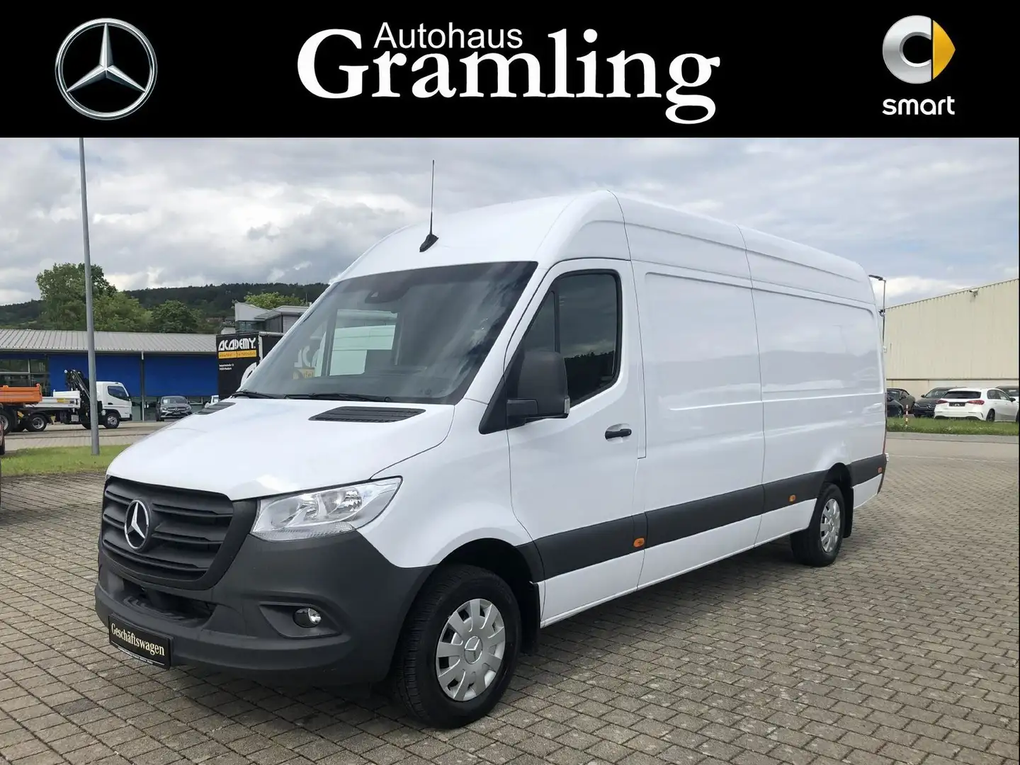 Mercedes-Benz Sprinter 317CDI Kasten Hoch Lang Navi*AHK*Kamera Weiß - 1