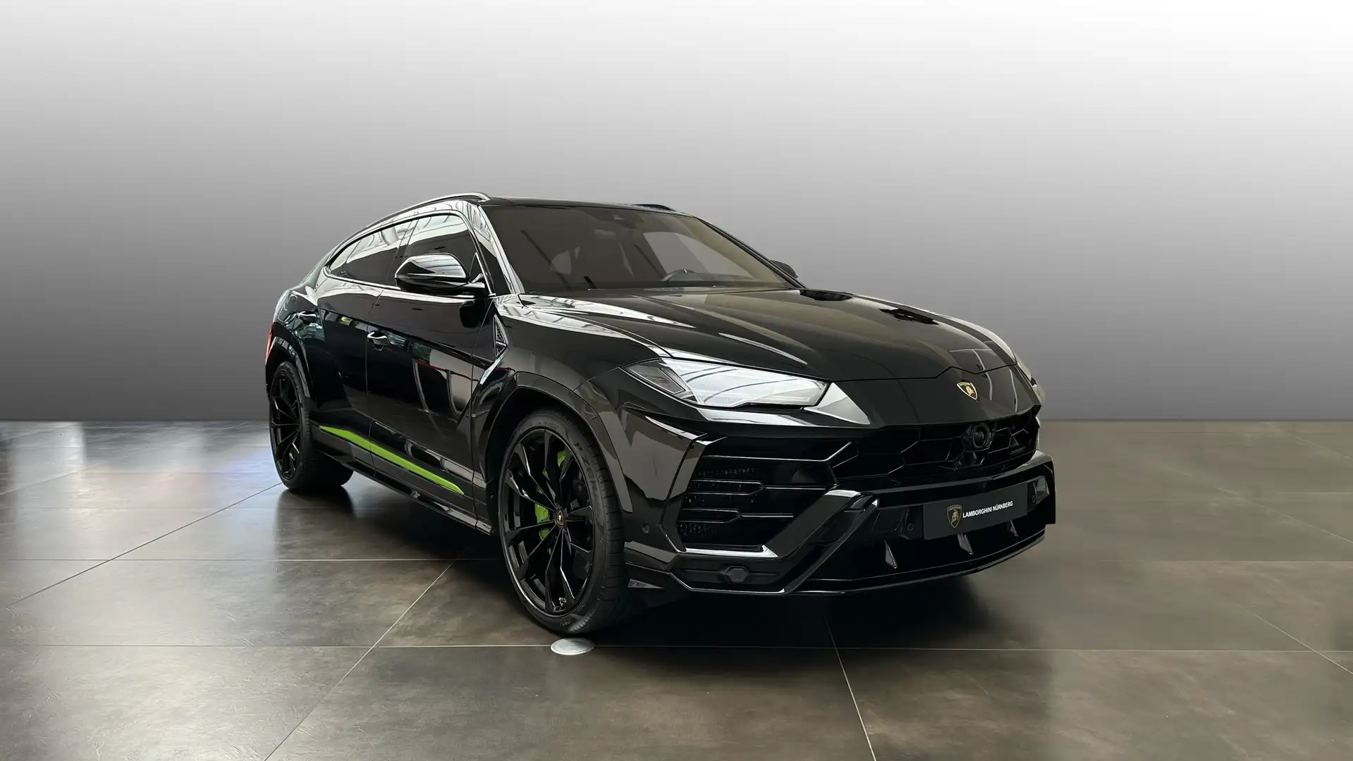 Lamborghini Urus Akrapovic | Lamborghini Nürnberg Schwarz - 1