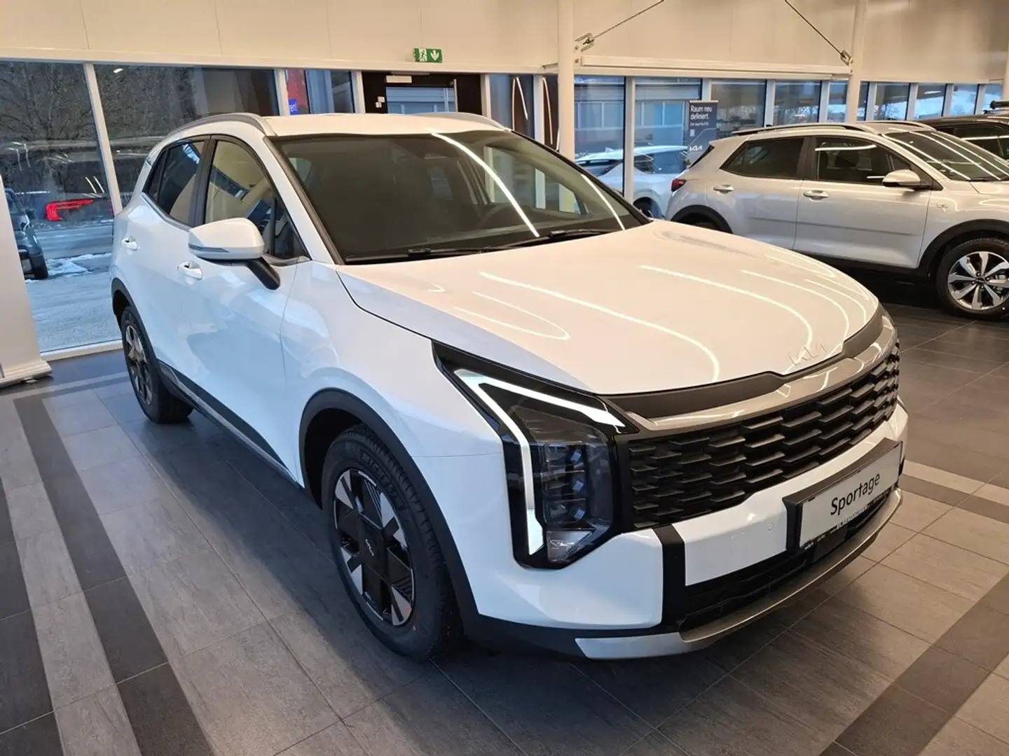 Kia Sportage 1,6 TGDI Silber Weiß - 2