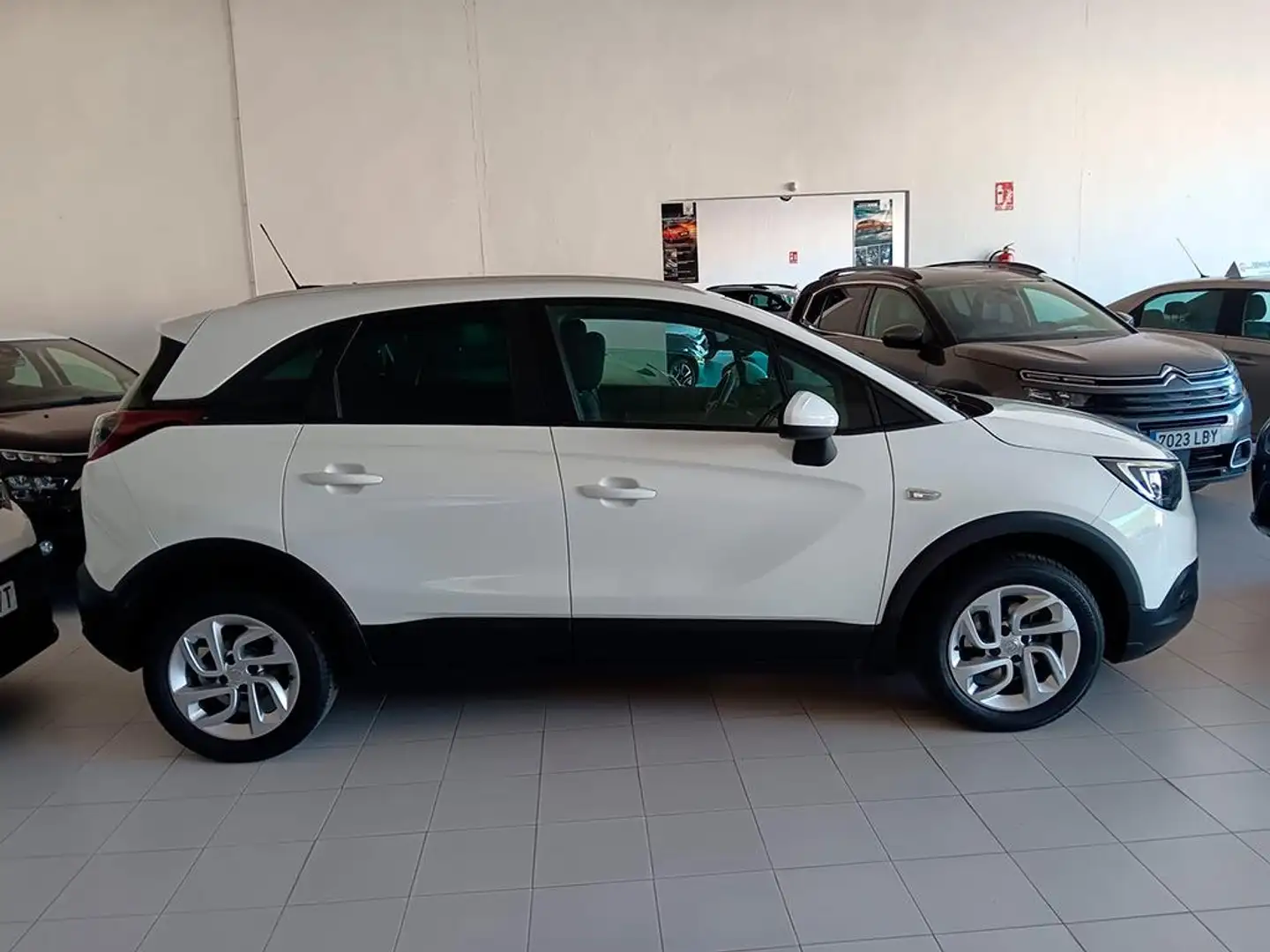 Opel Crossland SEL 1.2T MT5 S/S Blanc - 2