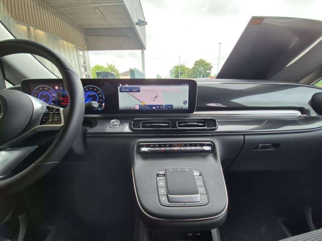 Mercedes-Benz EQV 300