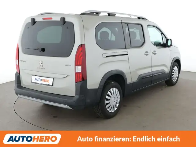 Peugeot Rifter view 6