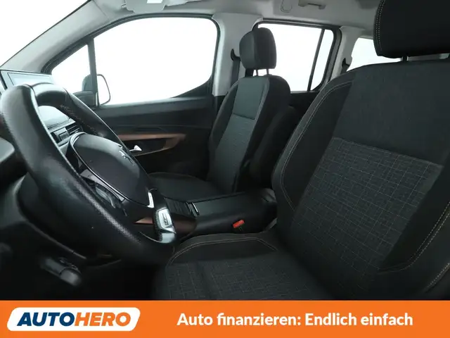 Peugeot Rifter view 10
