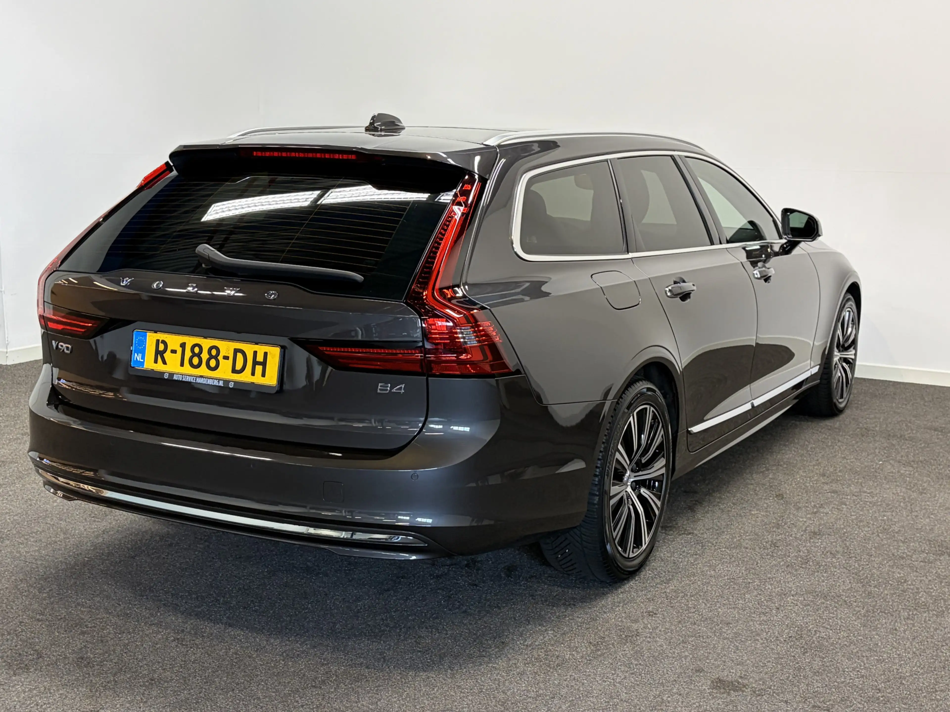 Volvo V90 2.0 B4 200pk AUT8 Inscription Trekhaak 2000kg/ Pan — photo 5