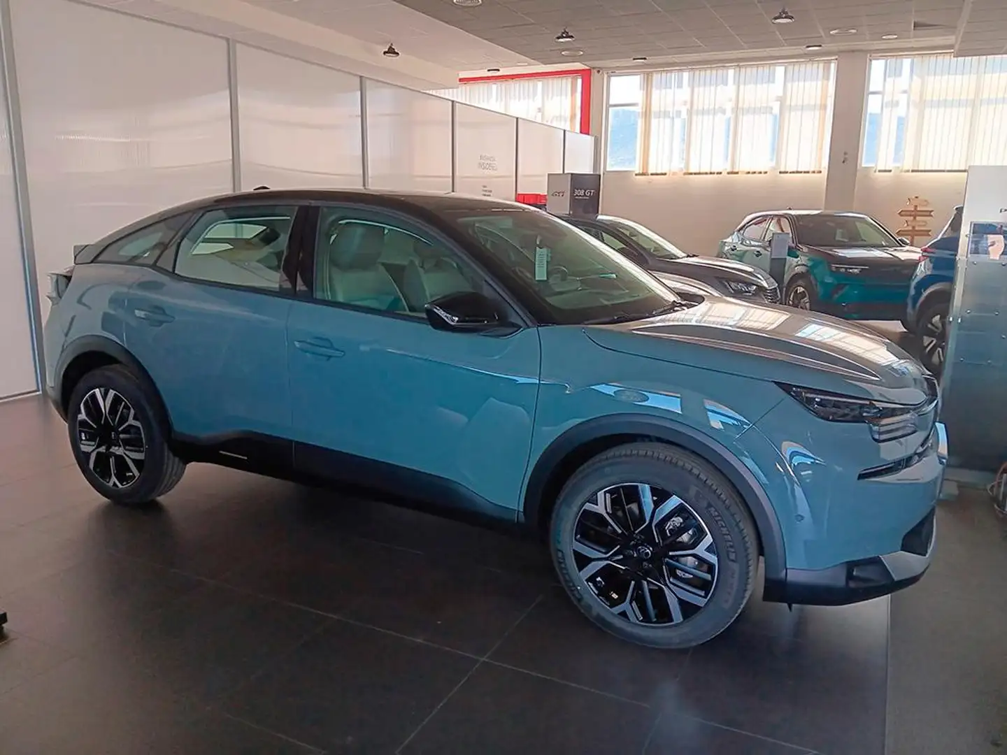 Citroen C4 Hybrid Business Edition eDSC6 136 - 1