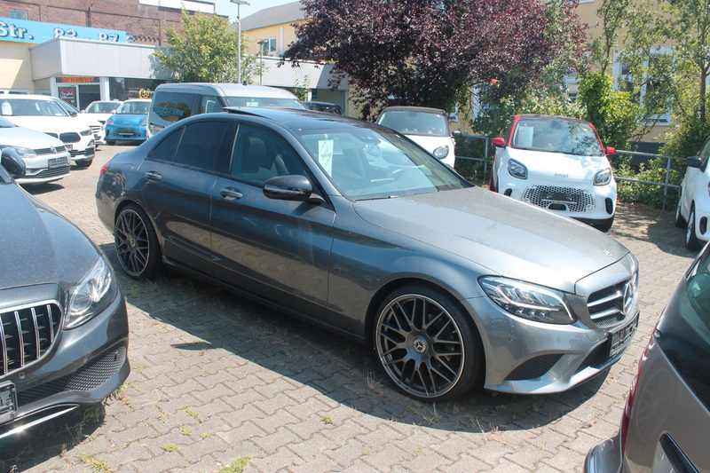 Mercedes-Benz C 180 Avantgarde 9GTronic*20"LM*LED*P-Dach*MBUX* — photo 2