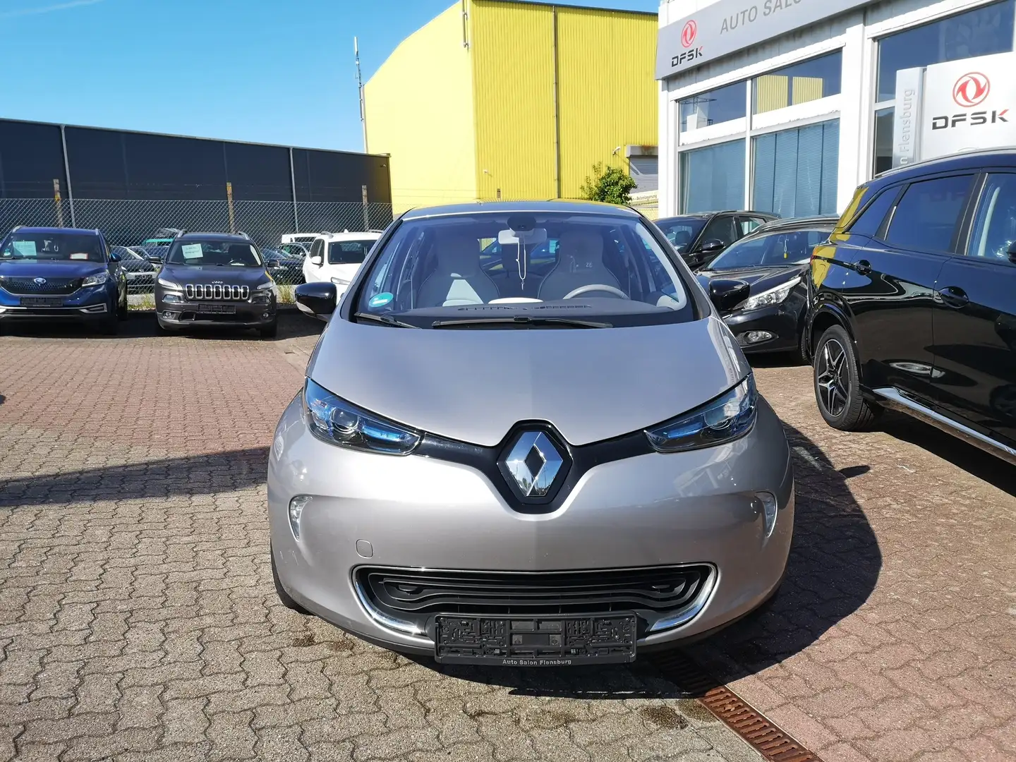 Renault ZOE Zen*TÜV Neu*Klima*Automatik* Mietbatterie * - 2
