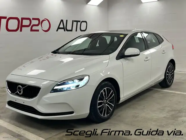 Volvo V40 D2 Business Plus|FARI FULL LED|SEDILI SPORTIVI