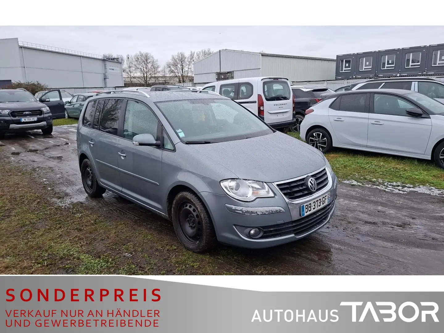 Volkswagen Touran 2.0 TDI Trendline DSG LM Climatr. PDC GRA - 2