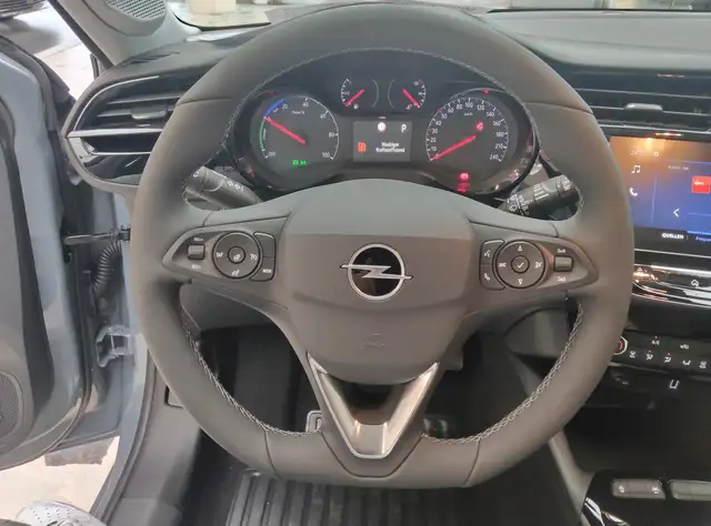 Opel Corsa view 12