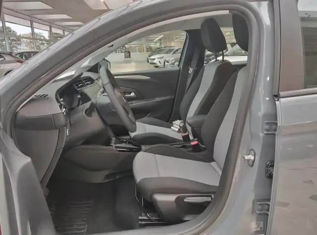 Opel Corsa view 10