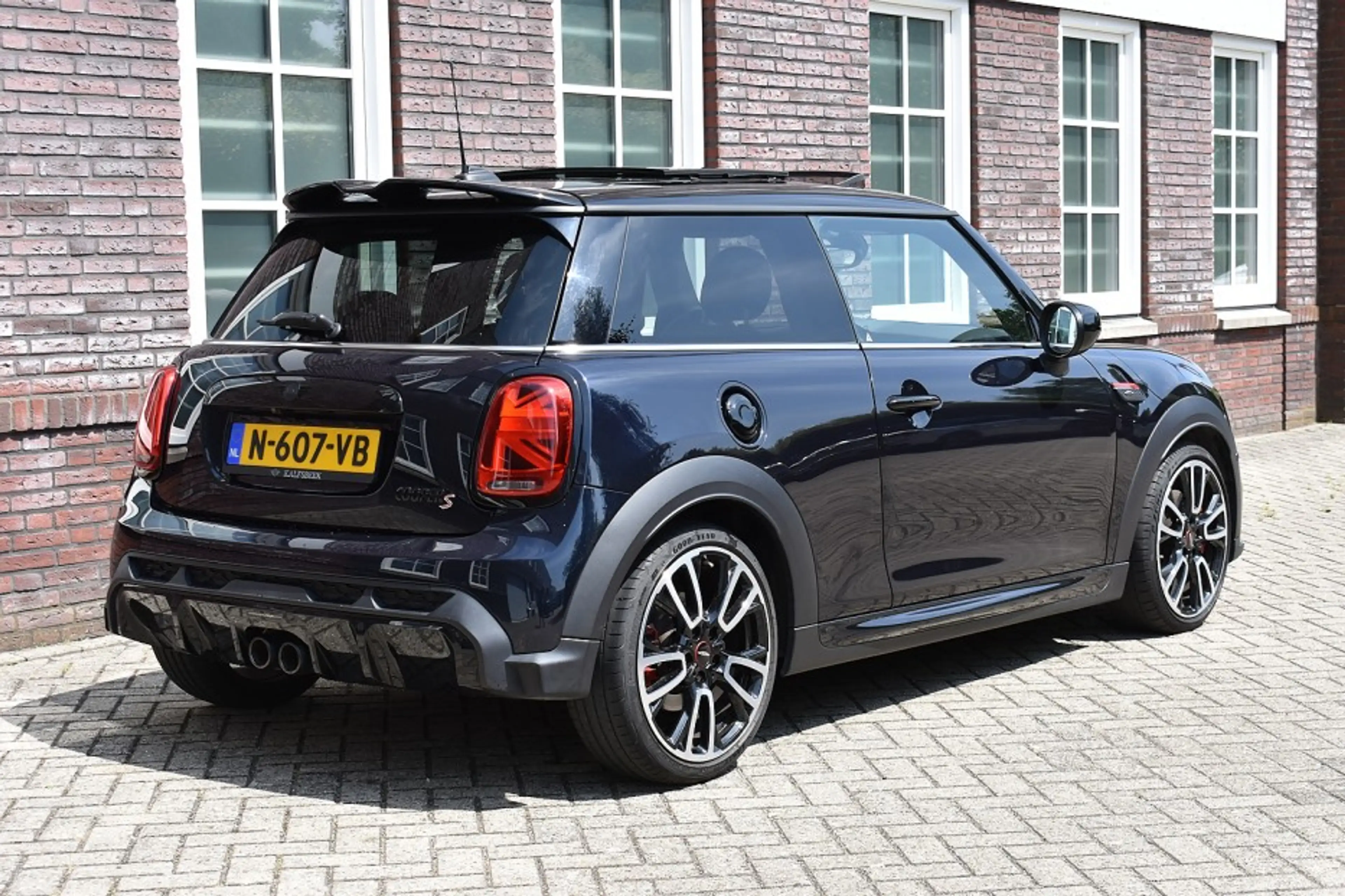 MINI Cooper S 2.0 Cooper S John Cooper Works/Panodak/leer/1e eig — photo 6