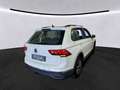 Volkswagen Tiguan 2.0 TDI DSG Life NAVI AHK REARVIEW LED ACC PDC Weiß - thumbnail 2