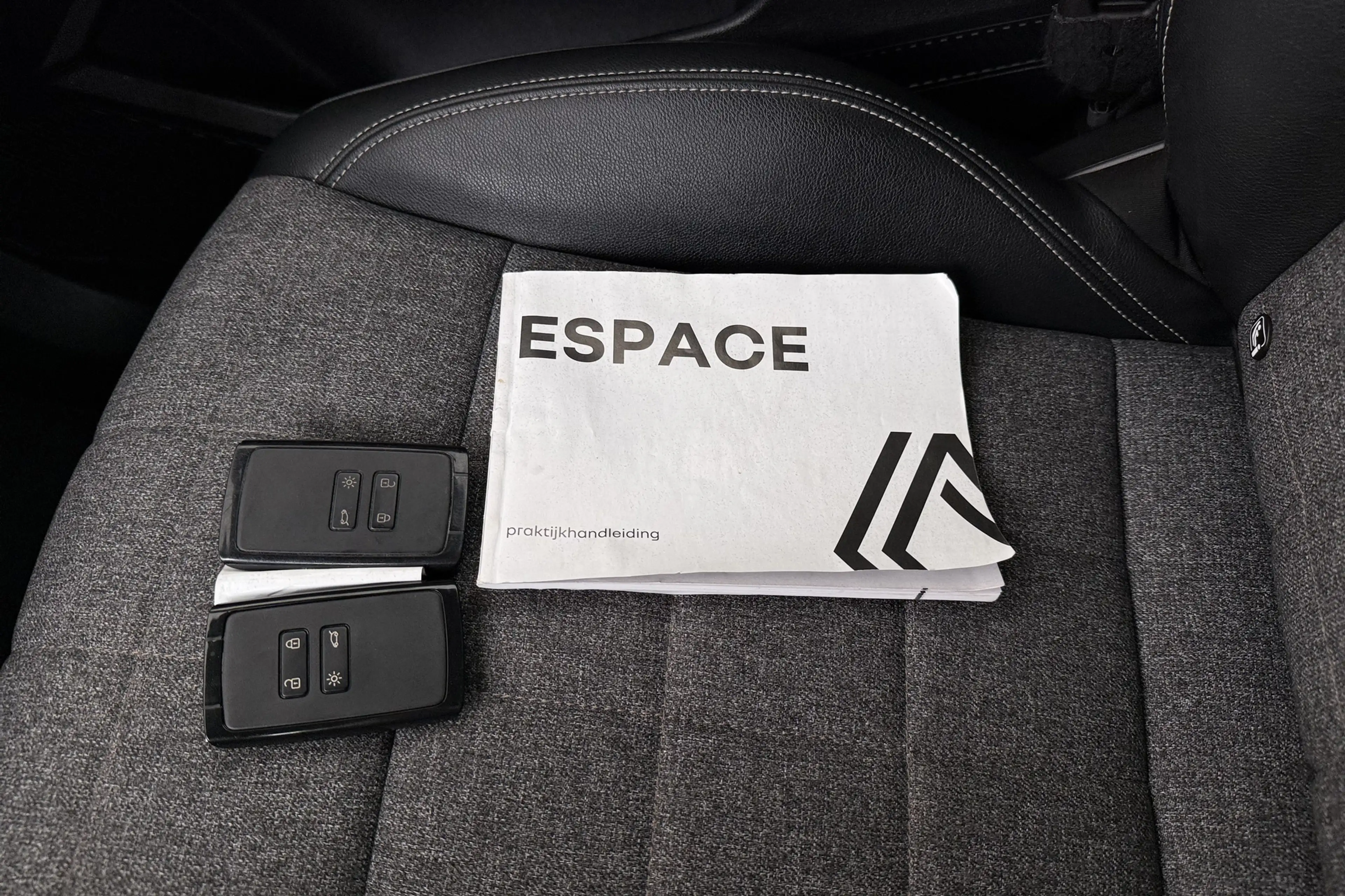 Renault Espace E-Tech full hybrid 200 techno 7p. Trekhaak Adap. C — photo 34