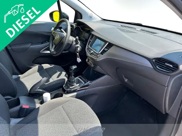 Opel Crossland view 12
