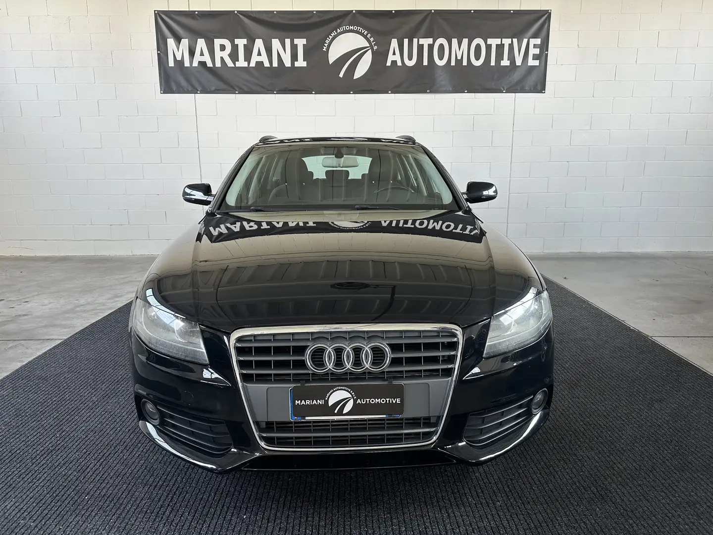 Audi A4 Avant 2.0 tdi Ambiente fap Negro - 1