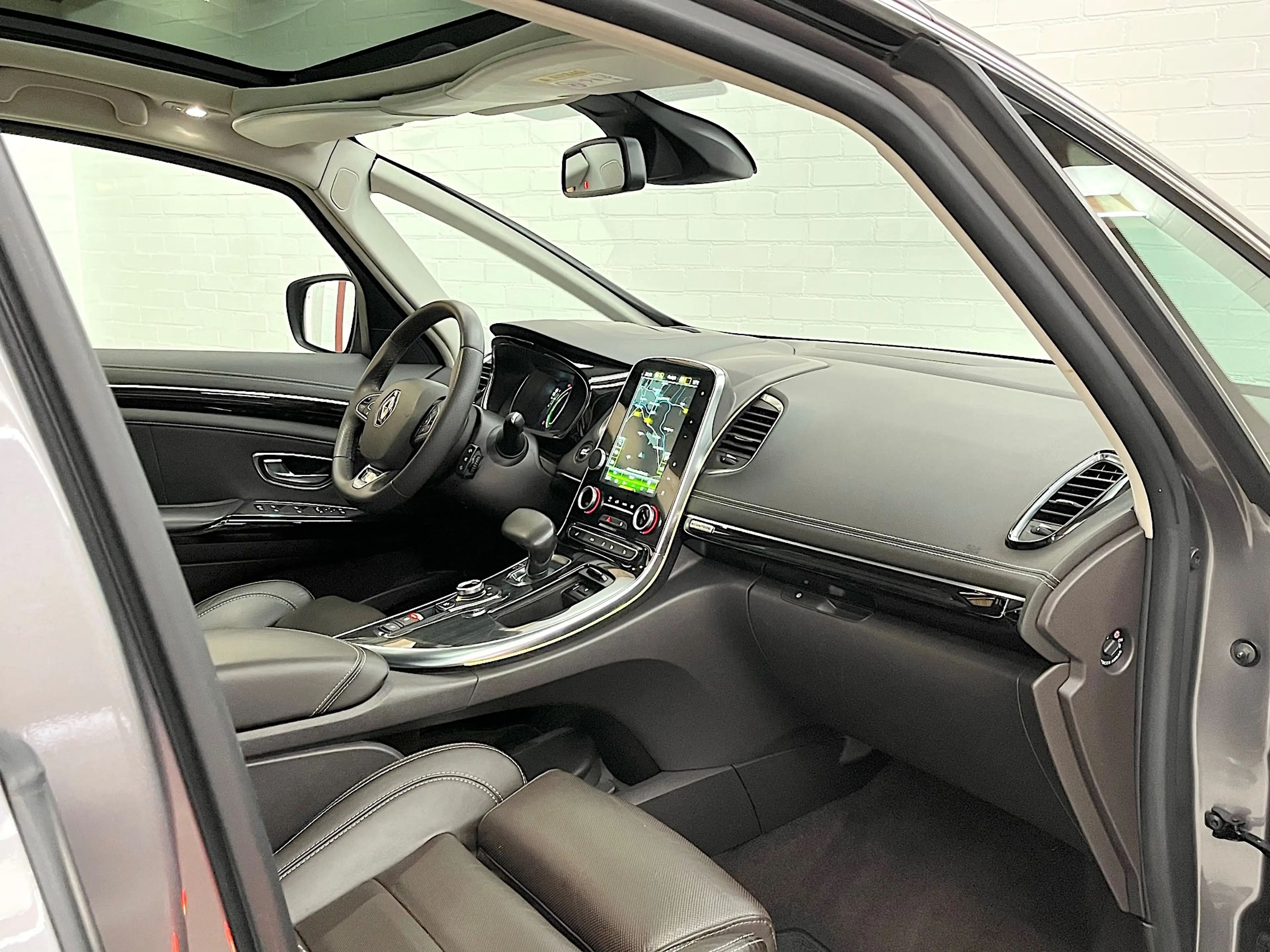 Renault Espace Initiale Paris 7-pers. Aut. 4Control Panorama Massage Parkassist Trekh. — photo 14