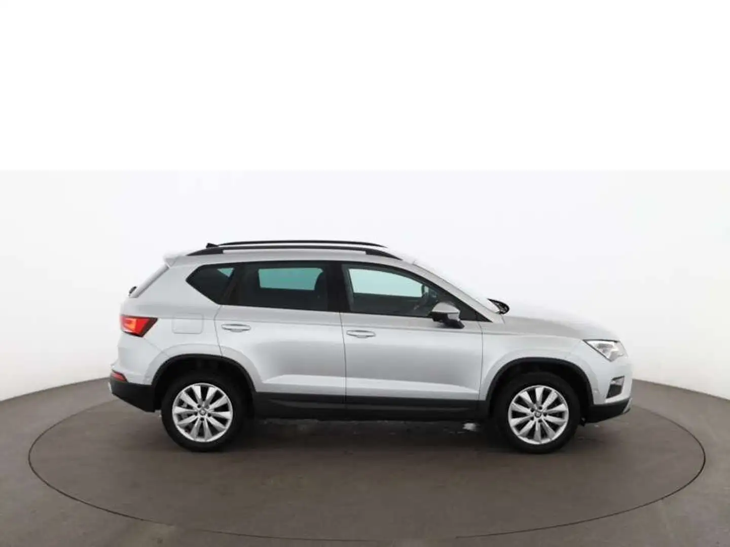 SEAT Ateca 1.4 TSI Style Aut LED RADAR NAVI PDC Grau - 2