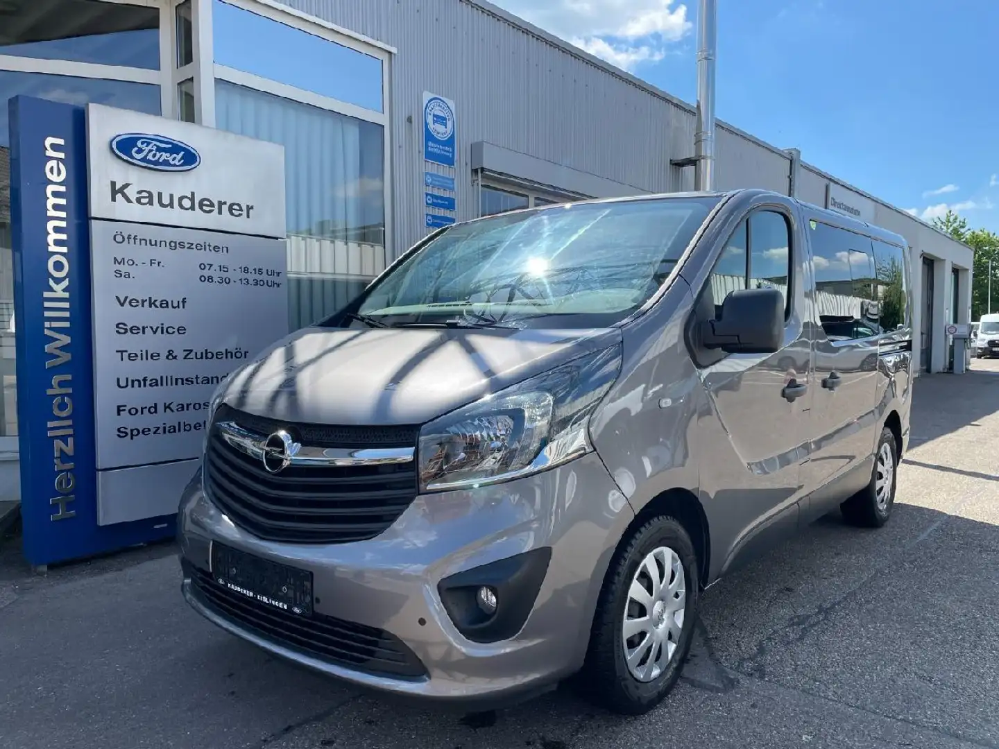 Opel Vivaro Combi+ L1H1  2,7t Gris - 1