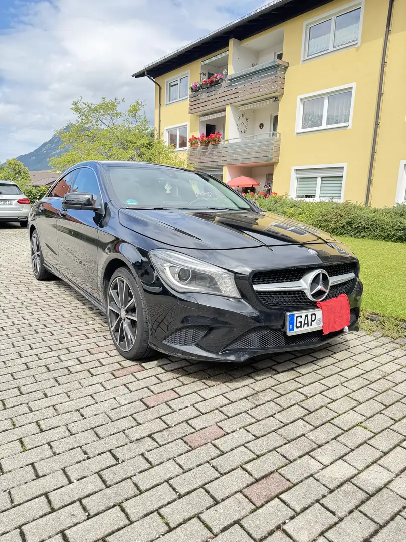 Mercedes-Benz CLA 200 4-Matic Amg line 8fach bereift Schwarz - 1