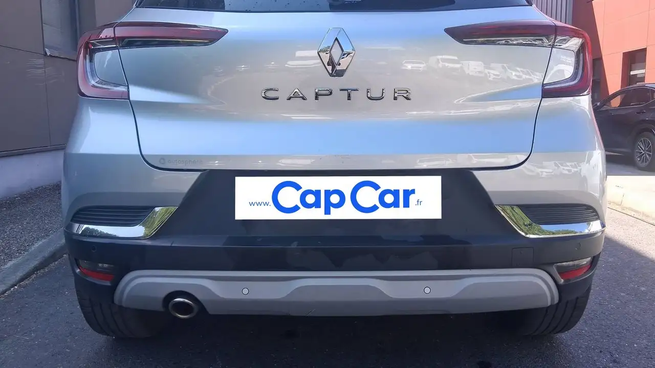 Renault Captur — photo 21