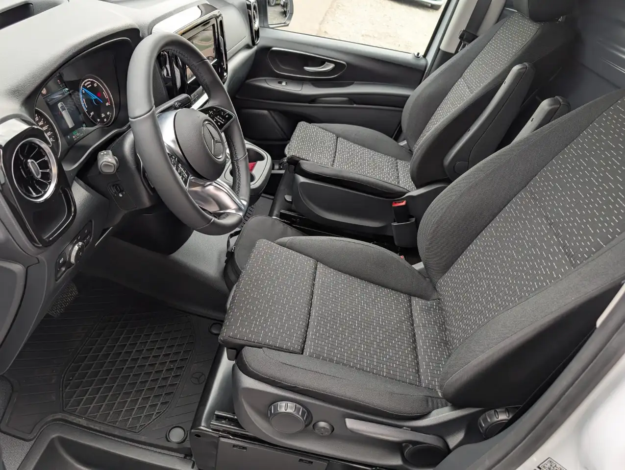 Mercedes-Benz Vito e Kasten Lang DAB Shz MBUX PTS, миниатюра 17