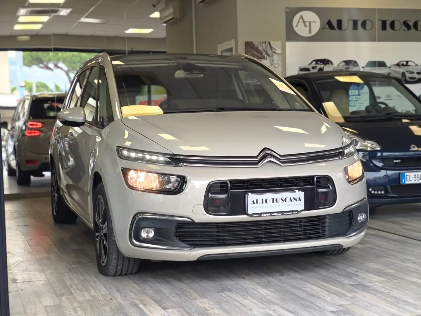 Citroen Grand C4 Picasso C4 Grand Picasso II 2017 1.6 bluehdi Shine s Beige - 1