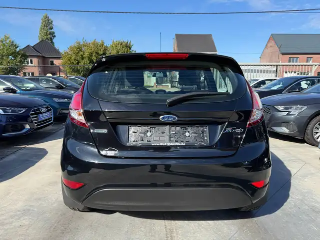 Ford Fiesta view 6