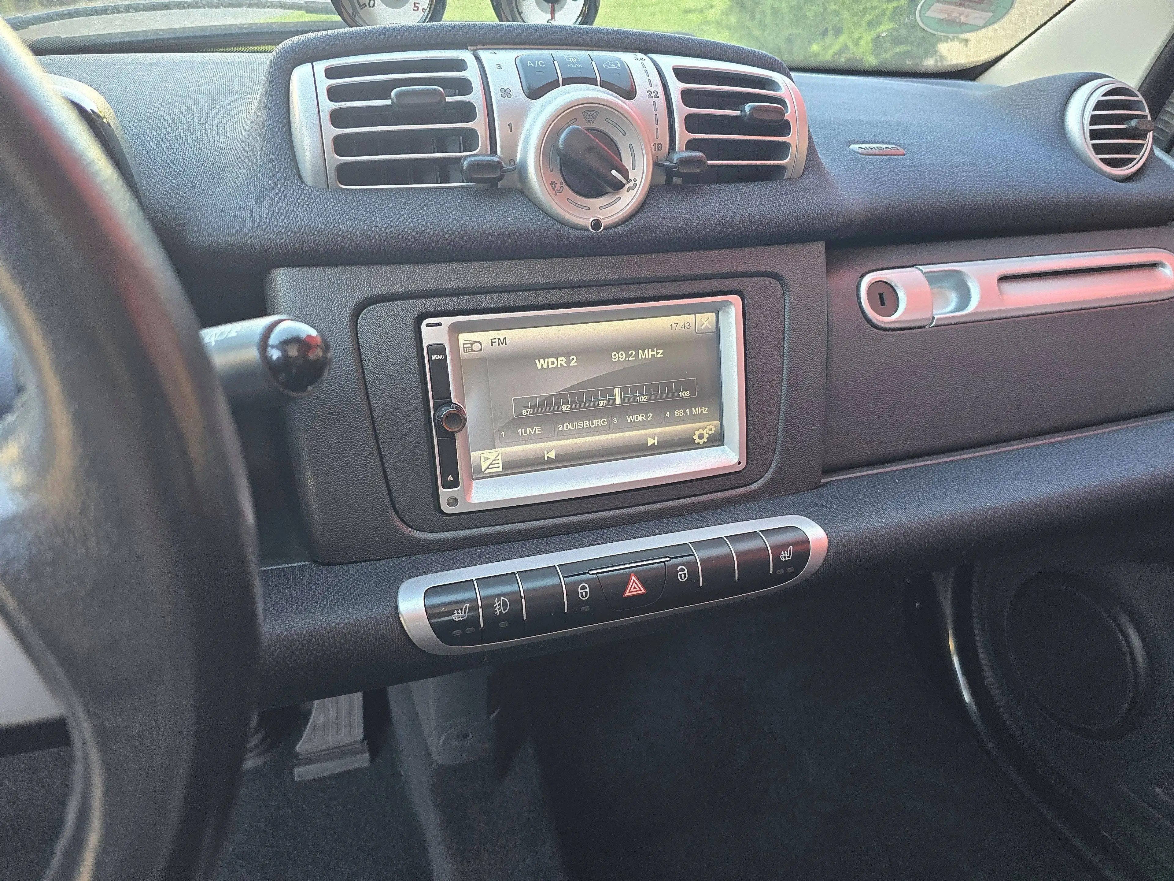 smart forTwo CDI 40 kW*Servo*Klima*Automatik*F1*Tüv+Service Neu* — photo 12