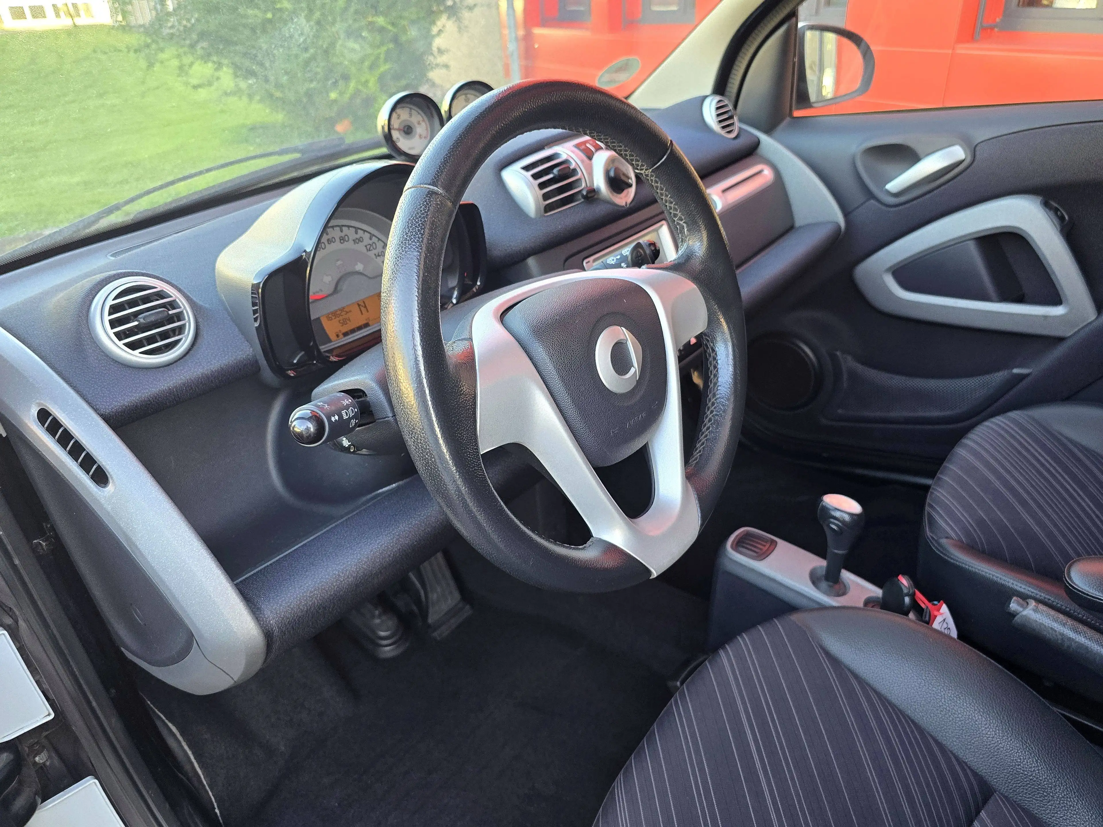 smart forTwo CDI 40 kW*Servo*Klima*Automatik*F1*Tüv+Service Neu* — photo 6
