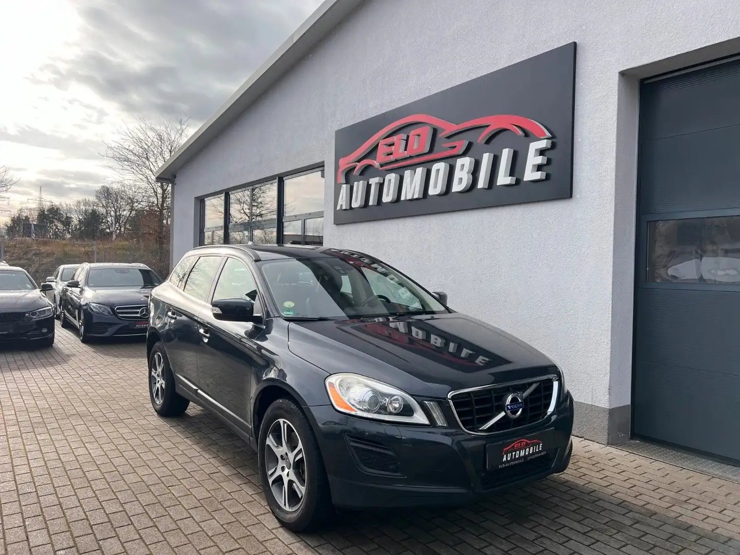 Volvo XC60 XC60 Summum AWD*Vollleder*Bi-Xenon* Gris - 1