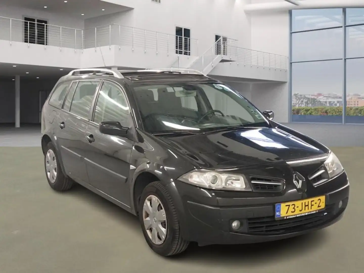 Renault Megane Grand Tour 1.6-16V Business Line/pano/airco/cruise Zwart - 2