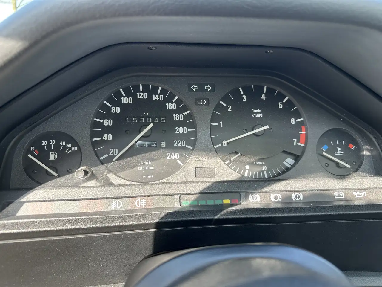 BMW 320i, foto 11