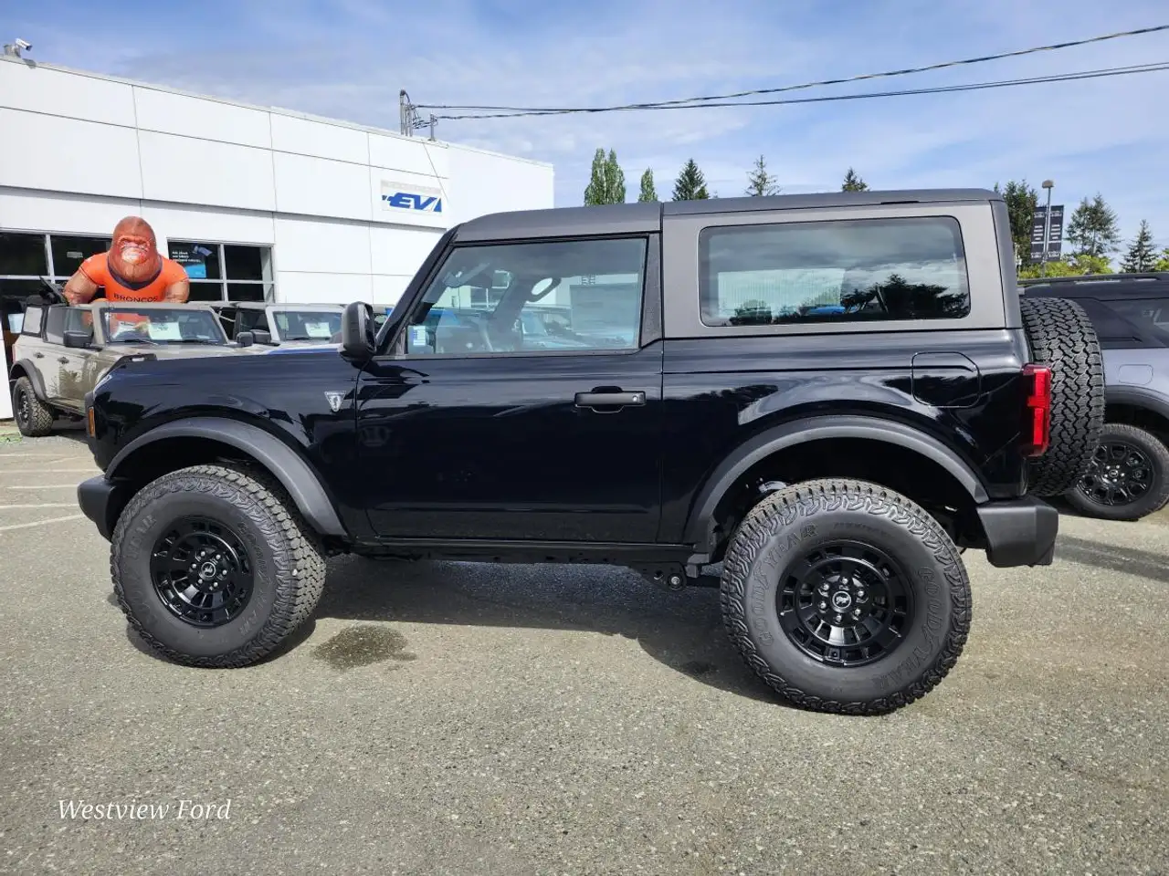 Ford Bronco снимка Ford Bronco