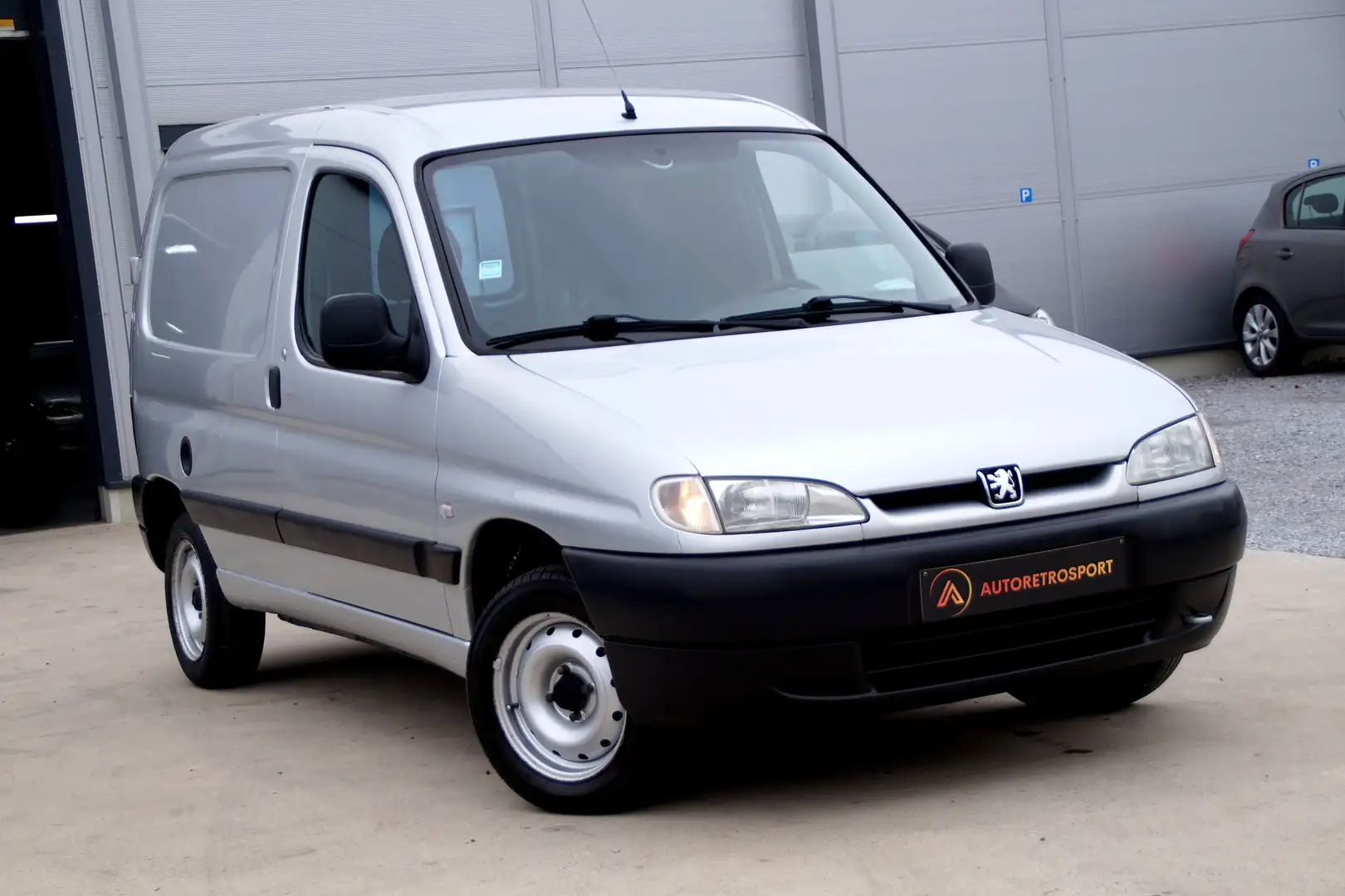 Peugeot Partner 1.9 D _Utilitaire & Garantie ✅ Gris - 1