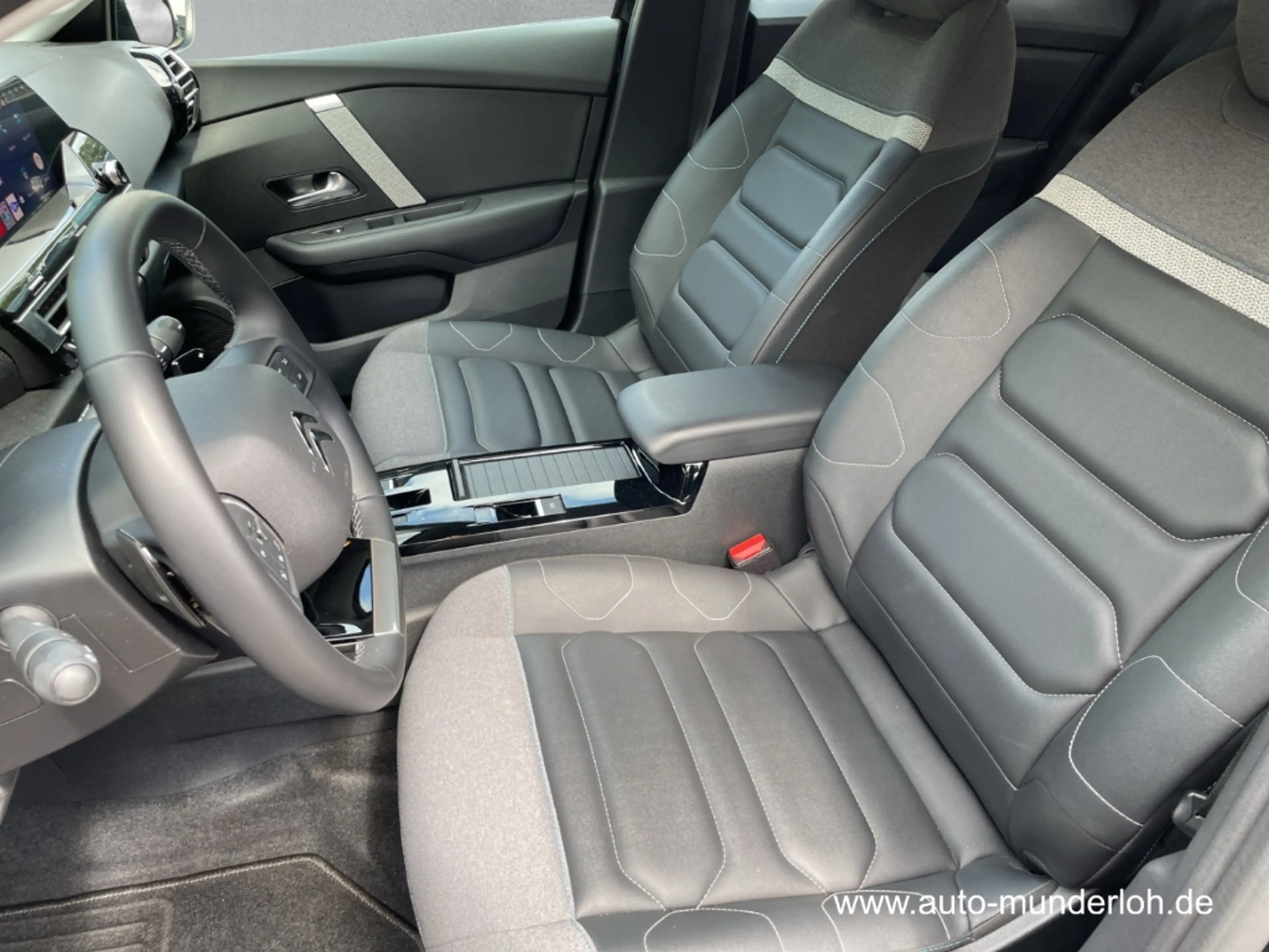 Citroen C4 Pure Tech 130 S&S EAT8 MAX  KÄLTEPAKET NAVI KLIMAA — photo 9