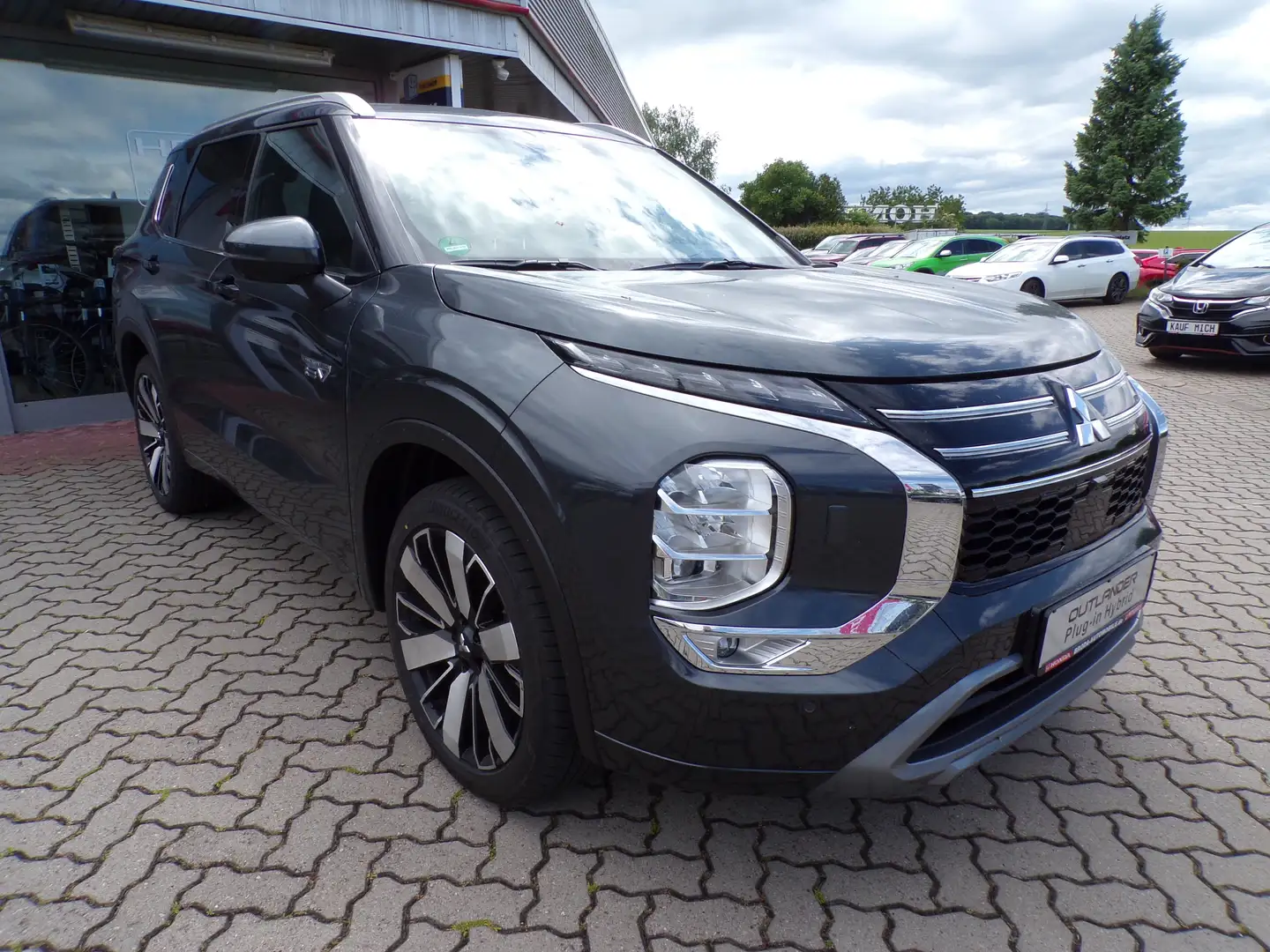 Mitsubishi Outlander 2.4 4WD Plug-In Hybrid Top Szürke - 2