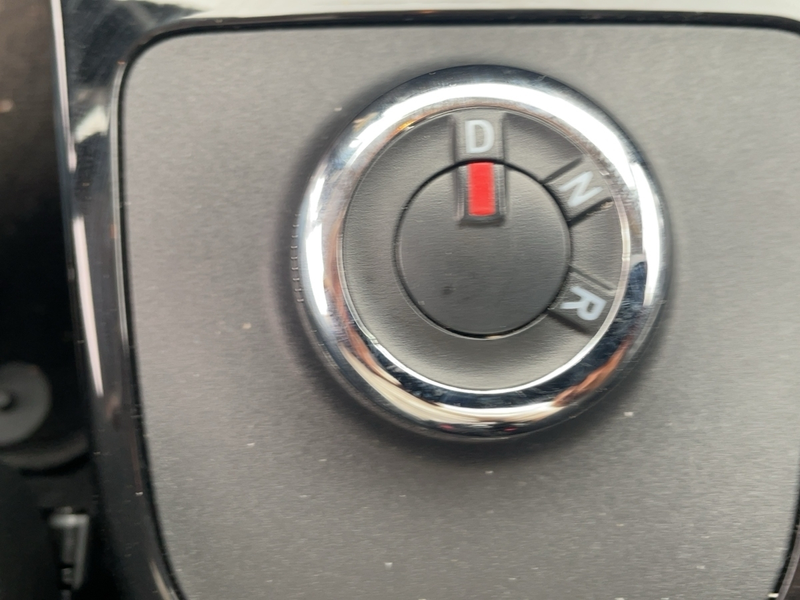Dacia Spring Electric Essential 45 Rückfahrkamera — photo 15