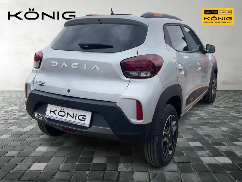Dacia Spring Electric Essential 45 Rückfahrkamera — photo 3