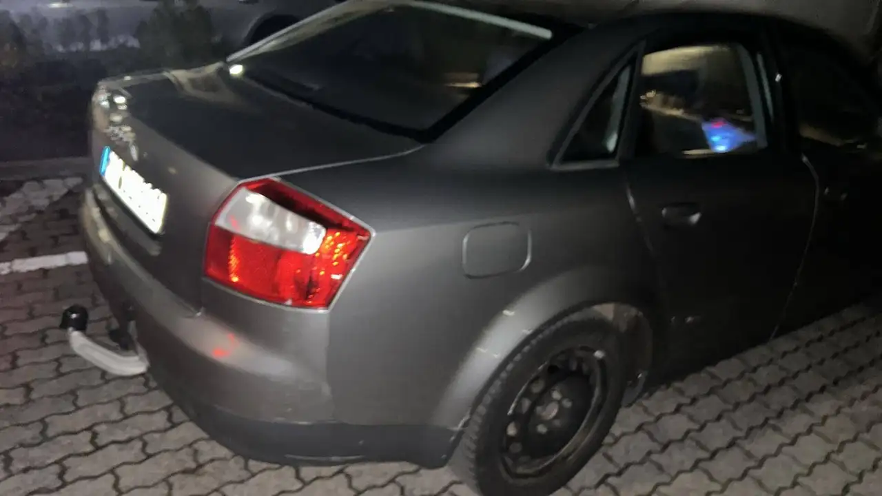 Audi A4 2.0, foto 2