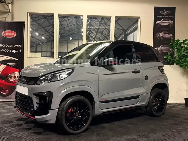 Ligier JS 60 JS60 Apple Carplay NARDO Mopedauto Microcar 45KM