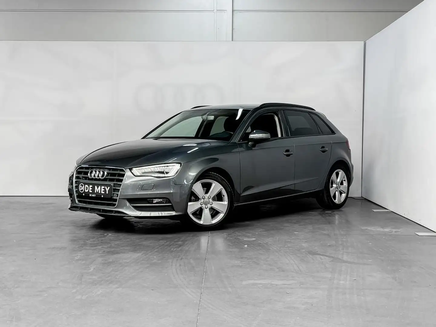 Audi A3 Sportback 1.2 TFSI 110PK / Cruise control / Alu /  Gris - 2