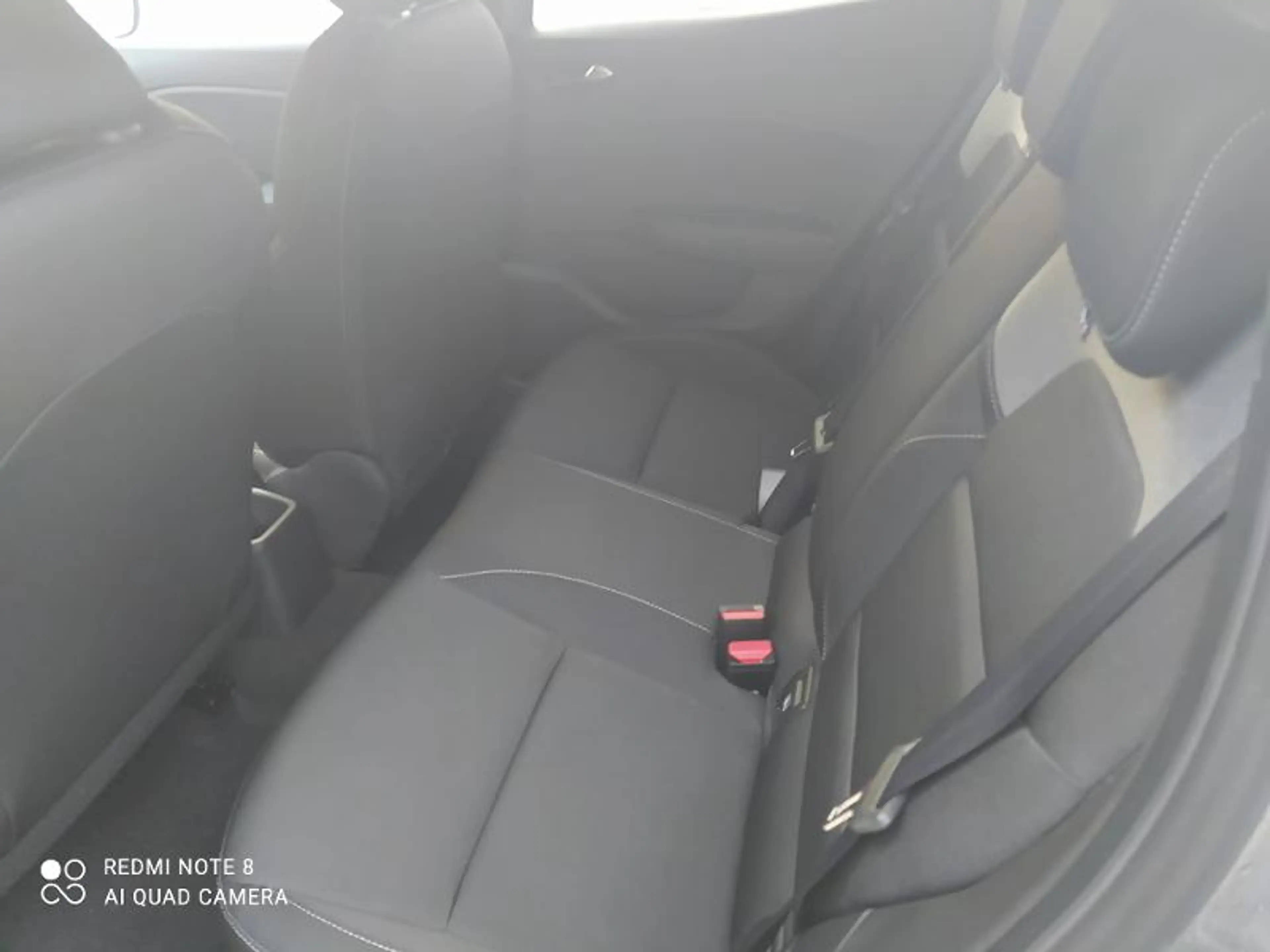 Mitsubishi Colt PLUS 1.6 Hybrid — photo 8