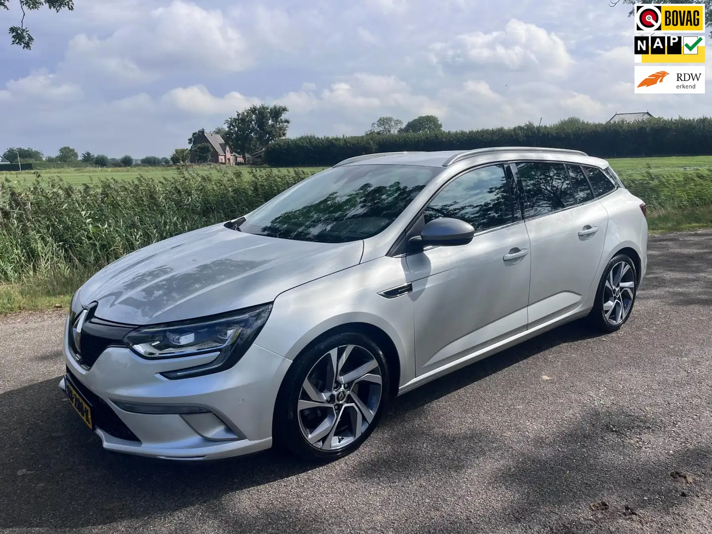 Renault Megane Estate 1.6 TCe GT AUT , 205 PK , Trekhaak, 1e eige Grijs - 1