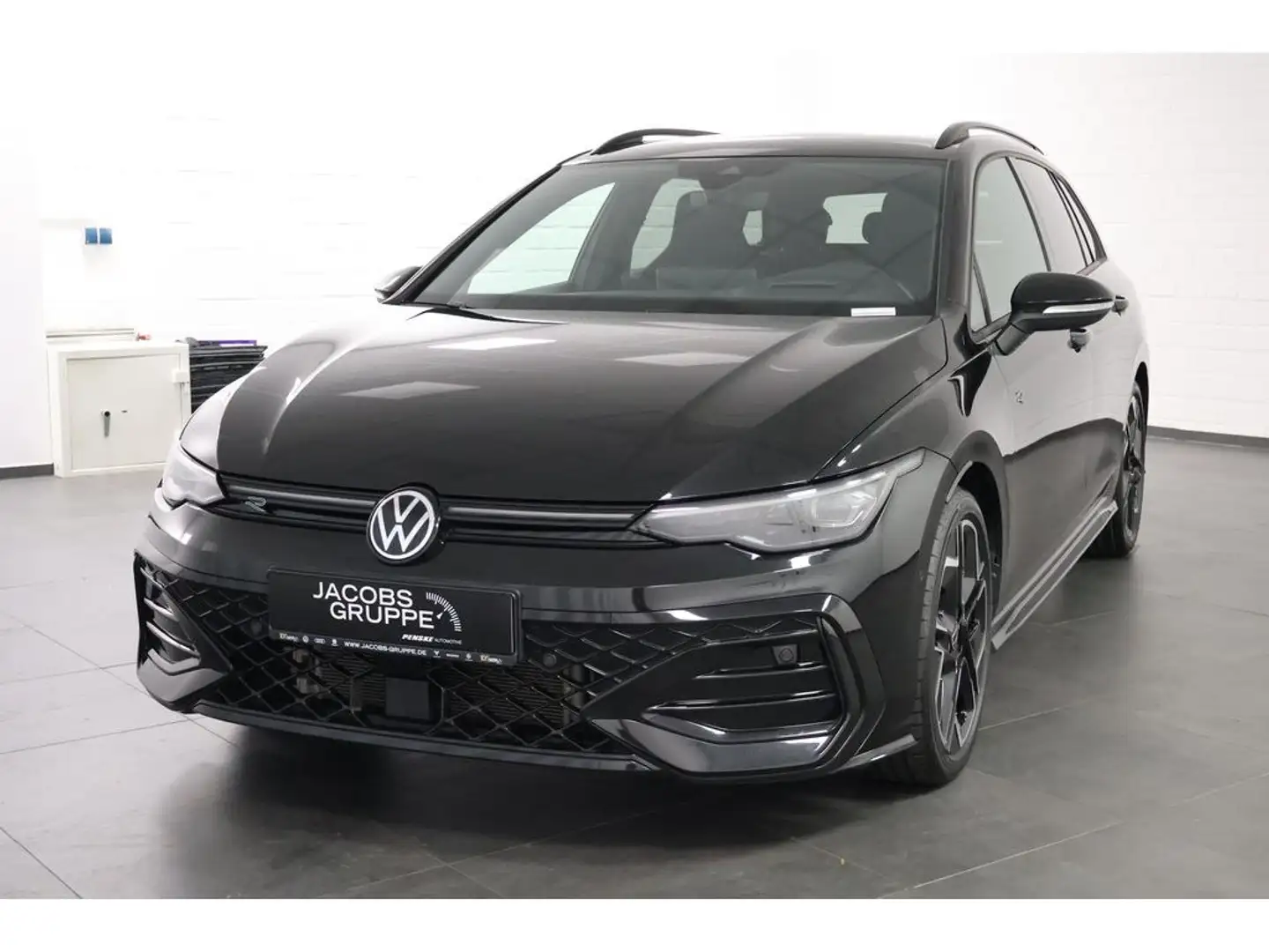 Volkswagen Golf VIII Variant 2.0 TDI R-Line "Black Style" Schwarz - 2